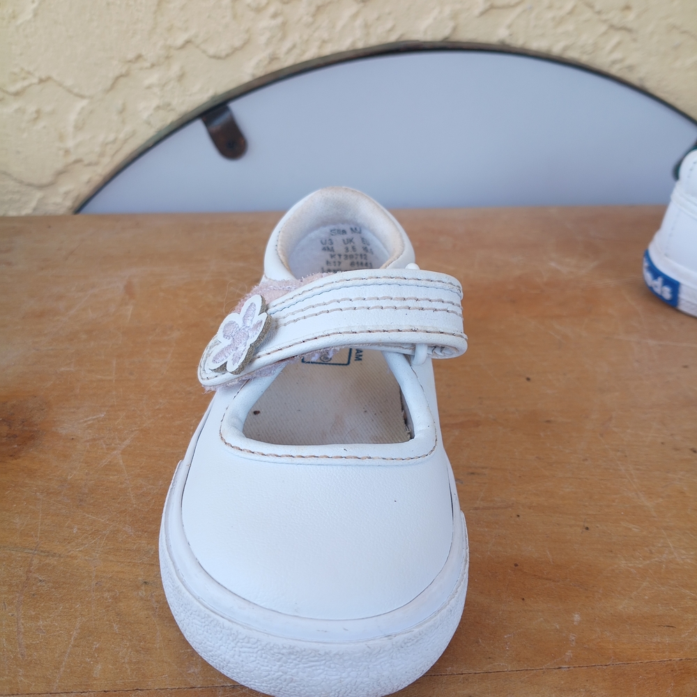 Keds White Kids Dress Shoes with Flower Accent